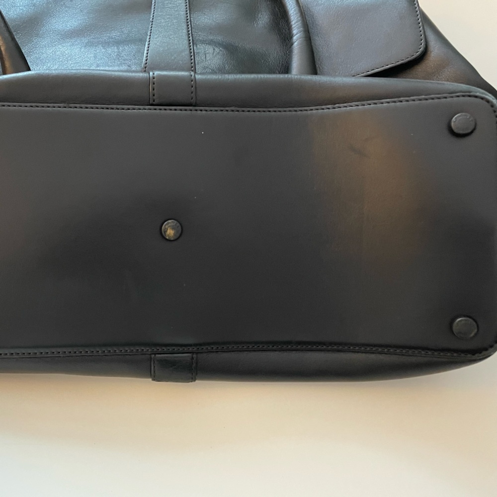 Authentic Chanel Vintage Black CC Turn-lock Leather Satchel - Picture 6 of 13
